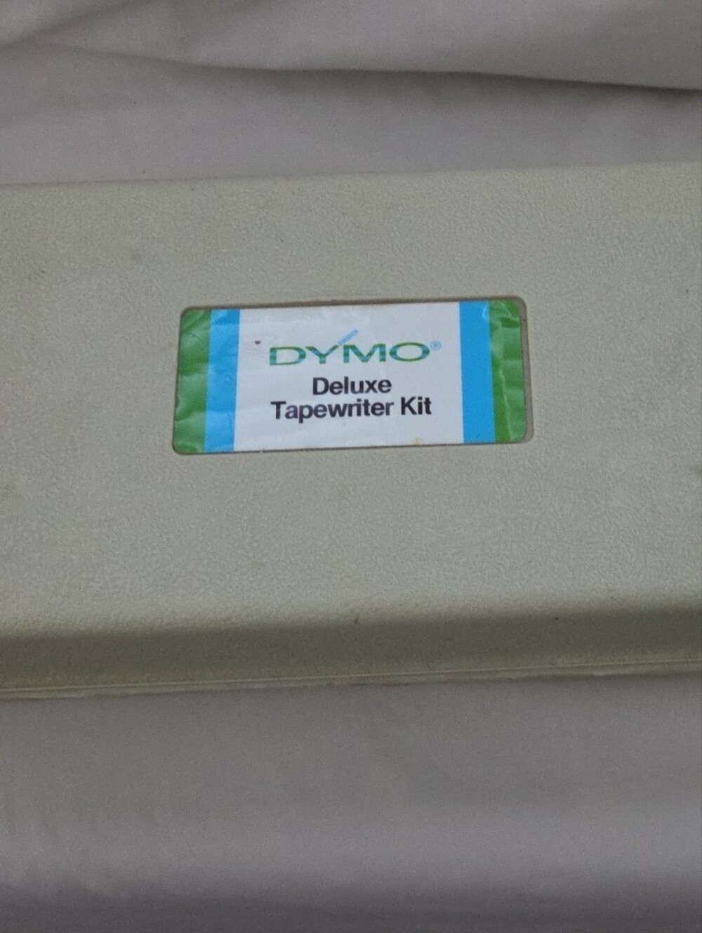 Dymo Deluxe Tapewriter Kit — Cream Case